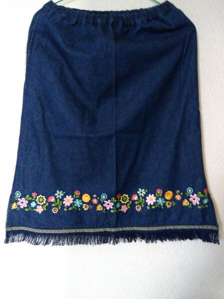 スカート ウエストゴム デニム 花刺繍 チロリアンテープ 140 リメイク素材にも