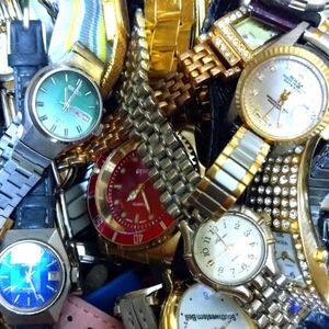 腕時計 大量 100点以上！ 4㎏ まとめ売り ジャンク セイコー SEIKO GUESS Timex Relic 他 おまとめ Watch LOT セット S07
