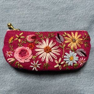  Mini Mini pouch lip seal change purse .*linen( flax ) pink rose etc.. flower. hand embroidery * hand made 