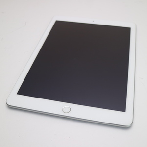 新品同様 SIMフリー iPad 第5世代 32GB シルバー タブレット 白ロム 中古 即日発送 Apple あすつく 土日祝発送OK
