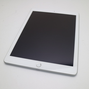 新品同様 SIMフリー iPad 第5世代 32GB シルバー タブレット 白ロム 中古 即日発送 Apple あすつく 土日祝発送OK