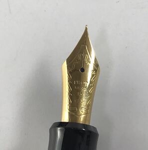 1000円~■★筆記未確認★ 万年筆 PILOT パイロット CUSTOM 743 ペン先 14k-585 ブラック×ゴールド 替えインク付★okoy2708543-146★p6326