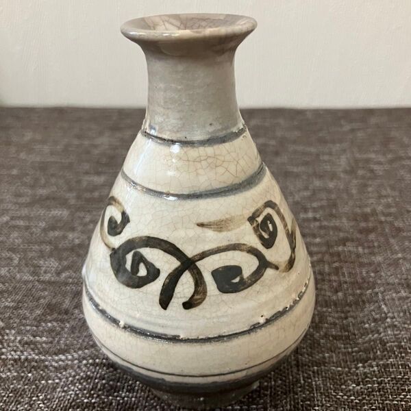 李朝時代鶏龍山写 小花器 花瓶 酒器 茶道具 懐石道具 骨董 アンティーク 蔵出