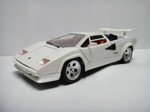 ブラーゴ　1/18　ランボルギーニ　カウンタック　ホワイト　Burago　LAMBORGHINI　Countach