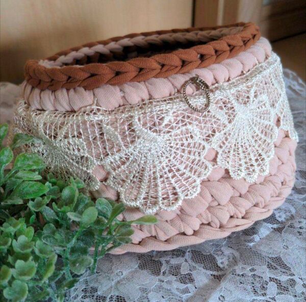 小物入れ 物入れ ハンドメイド かぎ針編み ロシアヤーン シェルフリンジ ズパゲッティ