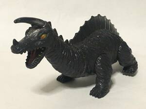 ウルトラ怪獣　キングザウルス三世　硬質ソフビ　1989年　日本製