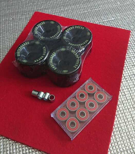 激安 大放出!<税送料908円込み>WOODY PRES:純正 65x43mm ウイール+A-7 +スペンサー4個250円付き!ストック買いにいかが! tv