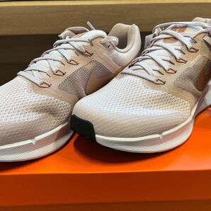 WMNS RUN SWIFT 3 DR2698-600 (ベアリーローズ/ピンクオックスフォード/ホワイト/ローズウィスパー)