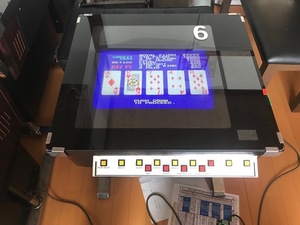 アーケードゲーム 　レトロゲーム ポーカーゲーム 動作確認済 基板 ゆうパック80サイズ　直接取引可e