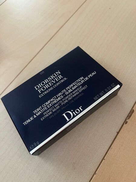 Diorパウダーファンデーション030