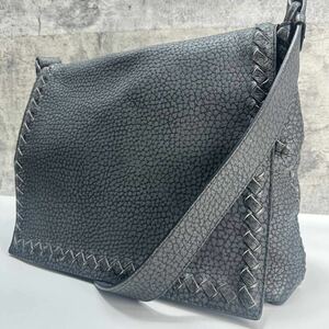 希少デザイン◆美品◆BOTTEGA VENETA●ボッテガヴェネタ メッセンジャーバッグ ショルダー 斜め掛け イントレチャート メンズ レザーグレー