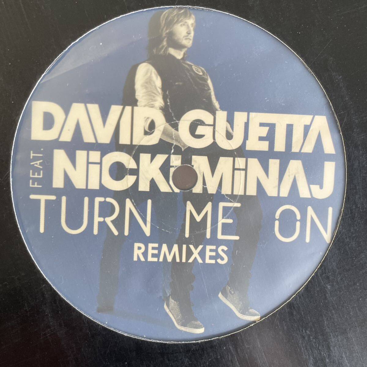 David Guetta - Turn Me On Nicki Minaj