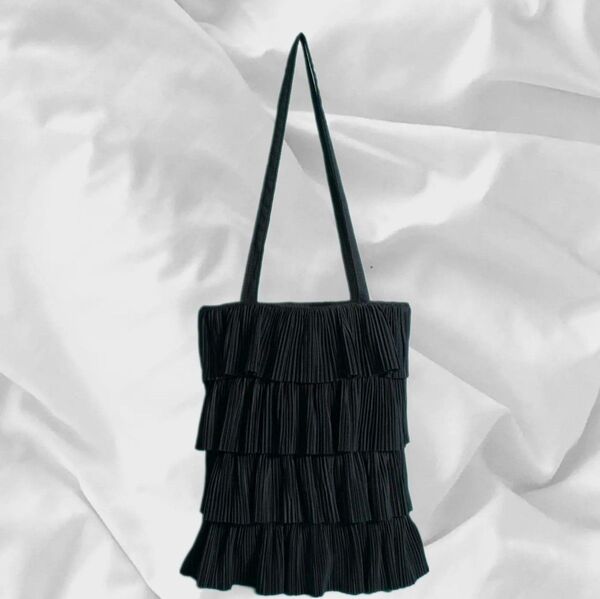 SHEIN トートバッグ フリルディテール スクエアバッグ 黒