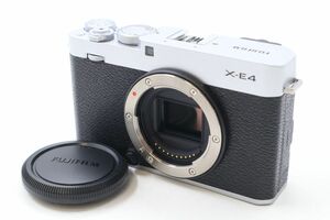 ☆全額返金保証！最速発送！【FUJIFILM ミラーレスデジタルカメラX-E4 ボディ シルバー 美品シャッター1032回】☆（202405-31876-kaitori）