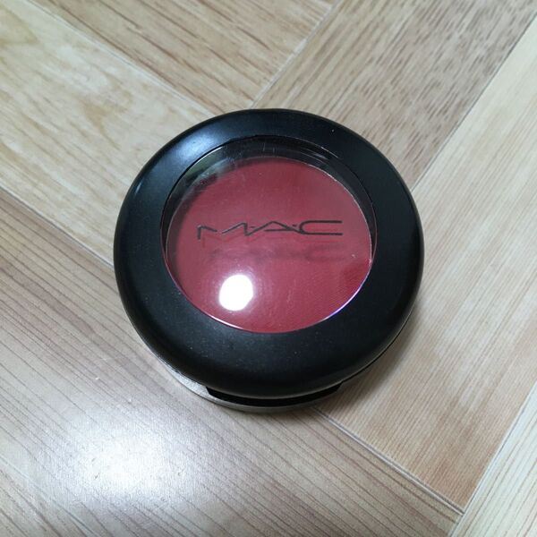 MAC スモールアイシャドウ