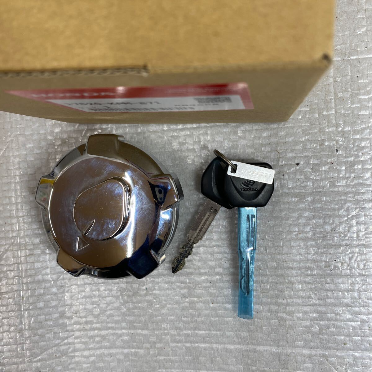 2025年最新】Yahoo!オークション -ftr タンク キャップの中古品 2025年最新】Yahoo!オークション -ftr タンク キャップの中古品