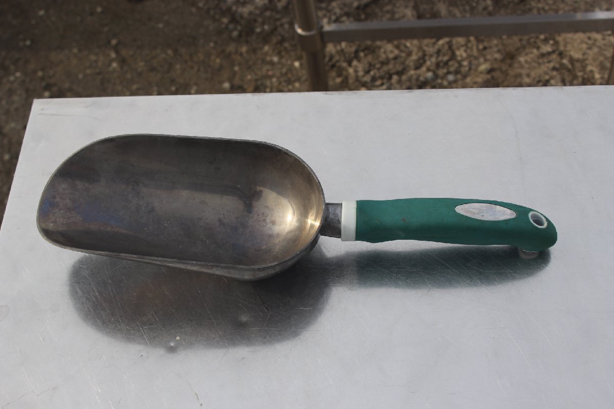 ★送料込み wz0073 氷スコップ 食品用スコップ 中古 厨房 飲食店 業務用