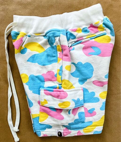 A BATHING APE( BAPE )の ショートパンツ です。