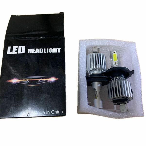 LEDバルブ ヘッドライト　H4 12000lm 未使用