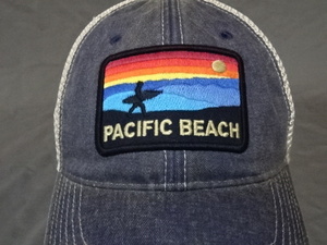 激レア USA購入 アメリカ カリフォルニア州 サンディエゴ【PACIFIC BEACH】 サーファー波間刺繍ワッペン付 メッシュキャップ 中古品