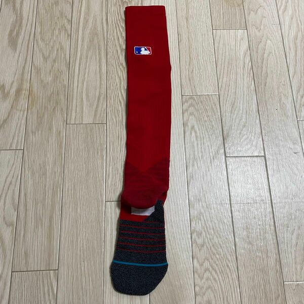 stance ベースボールソックス　レッド　右のみ