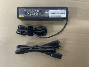  Fujitsu original AC adaptor ADP-65MD FMV-AC342A 65W