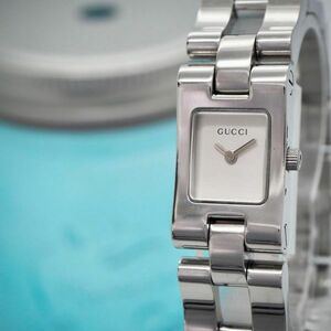234【美品】GUCCI グッチ時計　レディース腕時計　シルバー　箱付き　人気