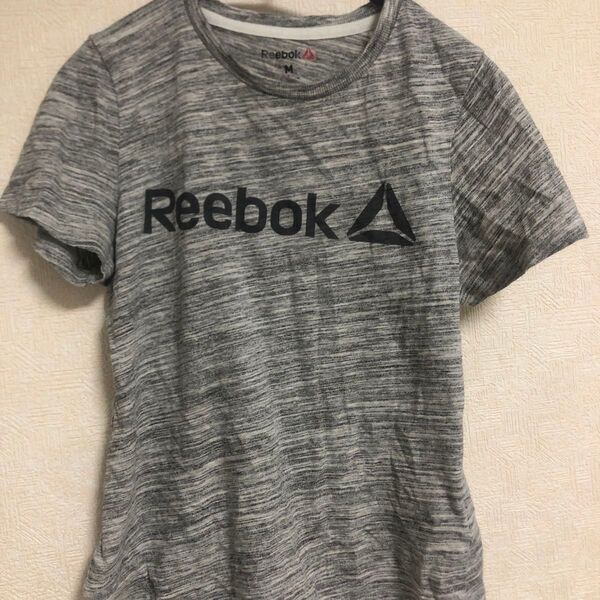 Reebok リーボック トレーニングTシャツ 未使用