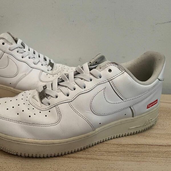 Supreme × Nike Air Force 1 Low "White"