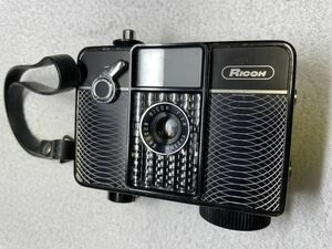 RICOH AUTO HALF SE