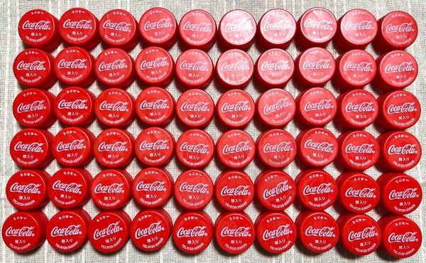 ★60個★コカコーラ ペットボトル キャップ 赤 レッド Coca-Cola★ハンドメイド 工作 図工 手作りに