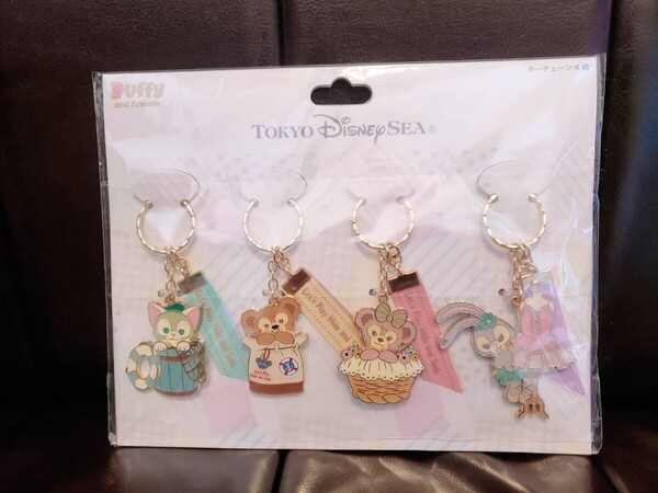 ダッフィーたちのかくれんぼ ダッフィー チャーム ストラップ スマホ アクセサリー 新品 未開封 ディズニーシー TDR TDL TDS