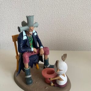 ワンピース フィギュア一番くじ チョッパー&ヒルルク