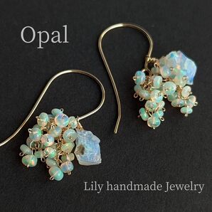 065* 14kgf エチオピア産オパール たわわ ピアス 【イヤリング変更可】