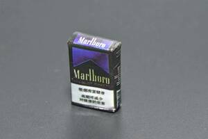 ** new goods prompt decision crawler accessory cigarettes box ( Marlboro black / purple ) ** crl