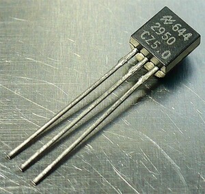 NS LP2950-CZ5.0 (5V・100mA LDO電圧レギュレータ) [10個組](c)