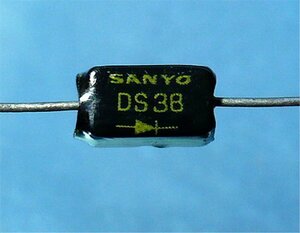 三洋 ダイオード DS38 (70V/150mA) [10個組](b)