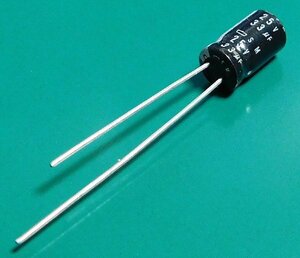 日本ケミコン SM コンデンサ (25V/33μF/85℃) [10個組]【管理:SA157】