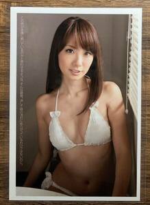 [ thick laminate processing ] Yamamoto . swimsuit magazine scraps 7 page size B5 weekly Play Boy 2011 02 07[ gravure ]-h5 0602