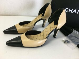 ◆CHANEL シャネル 展示品 新品同様 切替 シャネル　ロゴ レザー ヒール パンプス 黒×ベージュ サイズ35 箱完備