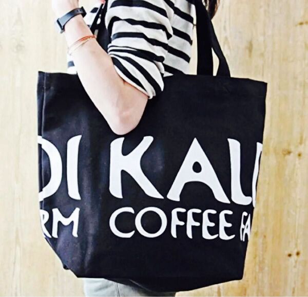 KALDI COFFEE FARM 新品未使用 カルディ オリジナル大きめトートバッグ キャンバストートバッグ 黒 生地
