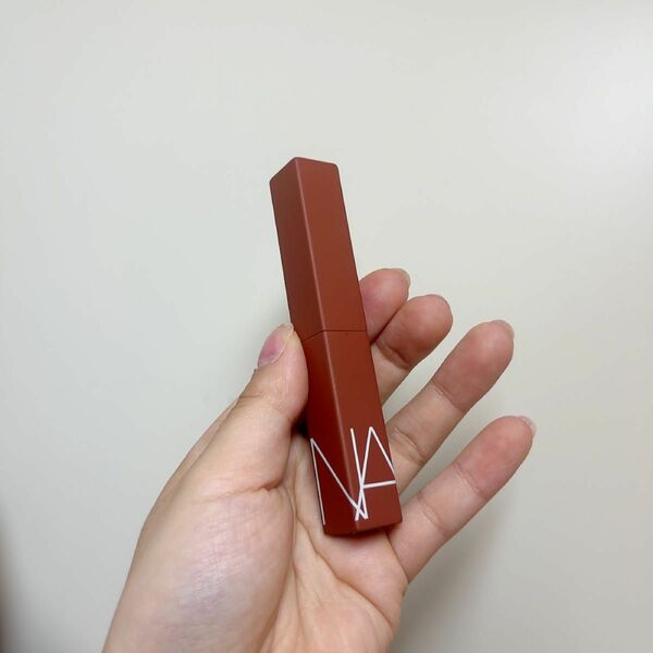 NARS パワーマットリップスティック NO ANGEL 101