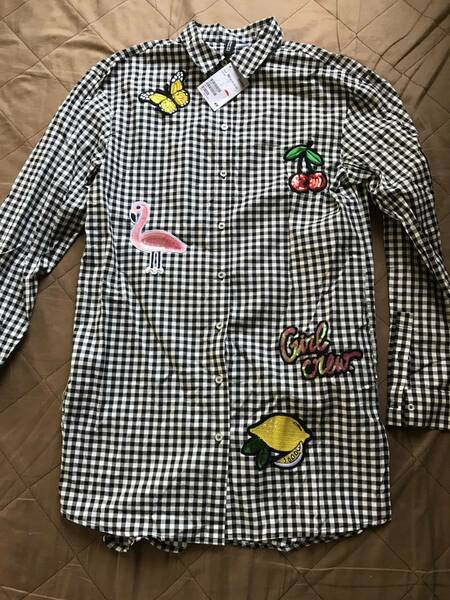 H&M アップリケ付きチェックのシャツ サイズ32 新品