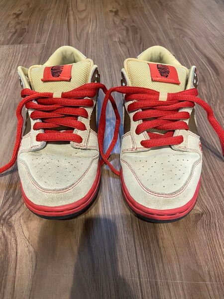 Nike SB Dunk Low Money Cat