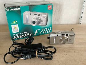 1円スタート FUJIFILM 富士フィルム コンパクトデジタルカメラ FinePix F700 シルバー デジカメ 通電確認済み