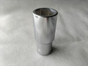 傷ありトネ 前田金属工業 6角 ディープソケット 17mm 差込角9.5mm（3/8”）品番：3S-17L 匿名配送 234 TONE