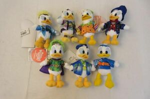 [ including in a package possible ] secondhand goods Disney Donald Halloween 7 . summer festival etc. soft toy badge goods set 