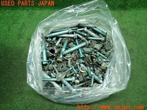 3UPJ=11760720]Porsche ポルシェ911(996)カレラ4クーペ 前期 ボルト ネジ ナット ステー類 セット ジャンク