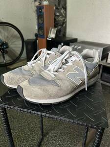 最終値下！送料込！ニューバランス スニーカー グレー New Balance CM996BG シューズ 574 ナイキ　コンバース　アディダス　ジャケパン　