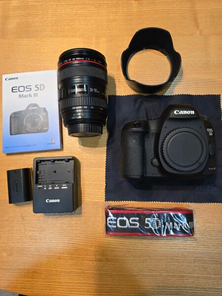 ☆EOS 5D Mark IIIレンズキット、少ないショット数、美品！ 